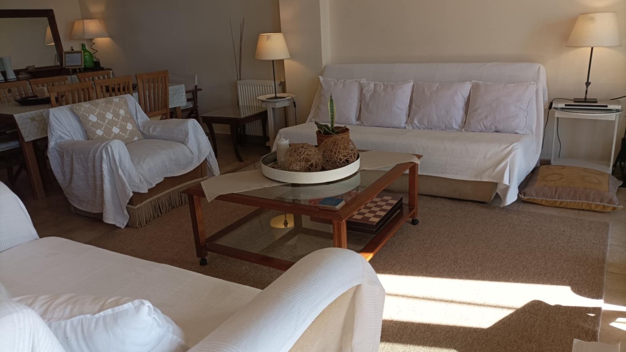 Photo of Livingroom in Delphi