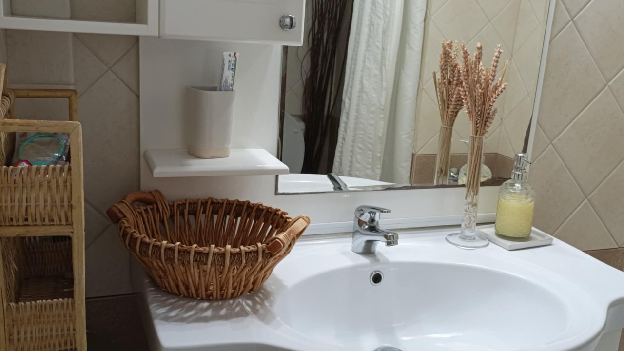 Photo of Bathroom in Delphi