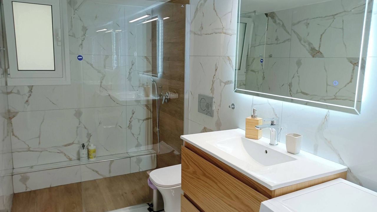 Photo of Bathroom in Marousi