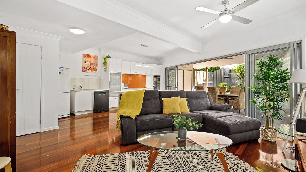 Photo of Livingroom in Milton