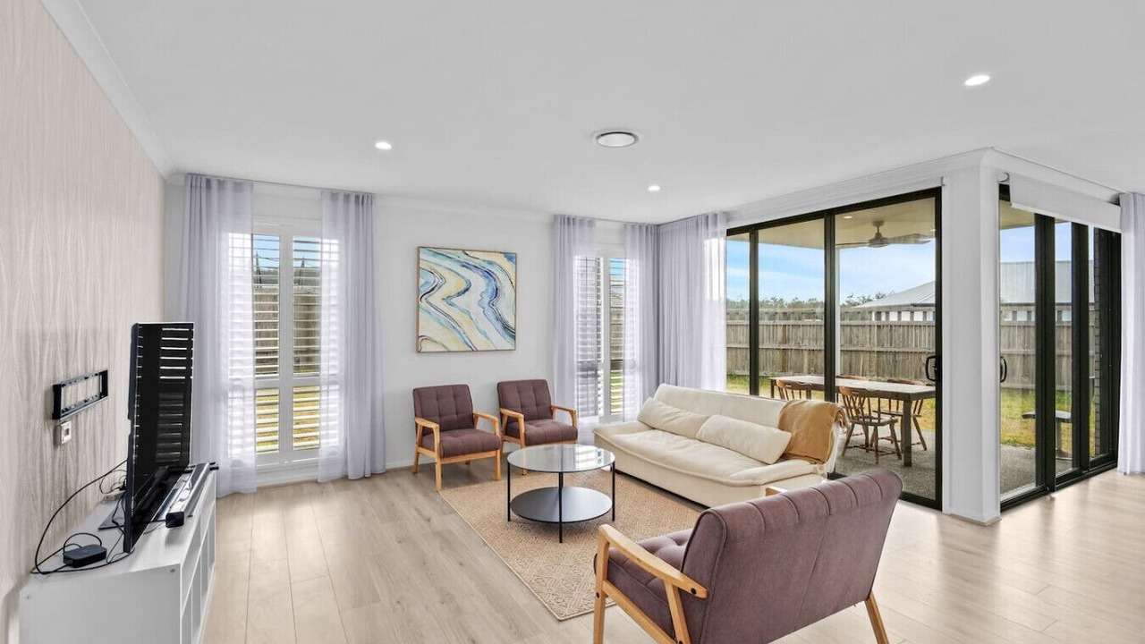 Photo of Livingroom in Spring Mountain