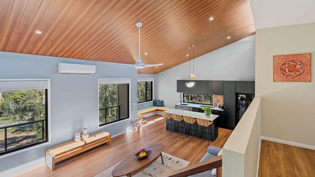 Photo of Livingroom in Eatons Hill