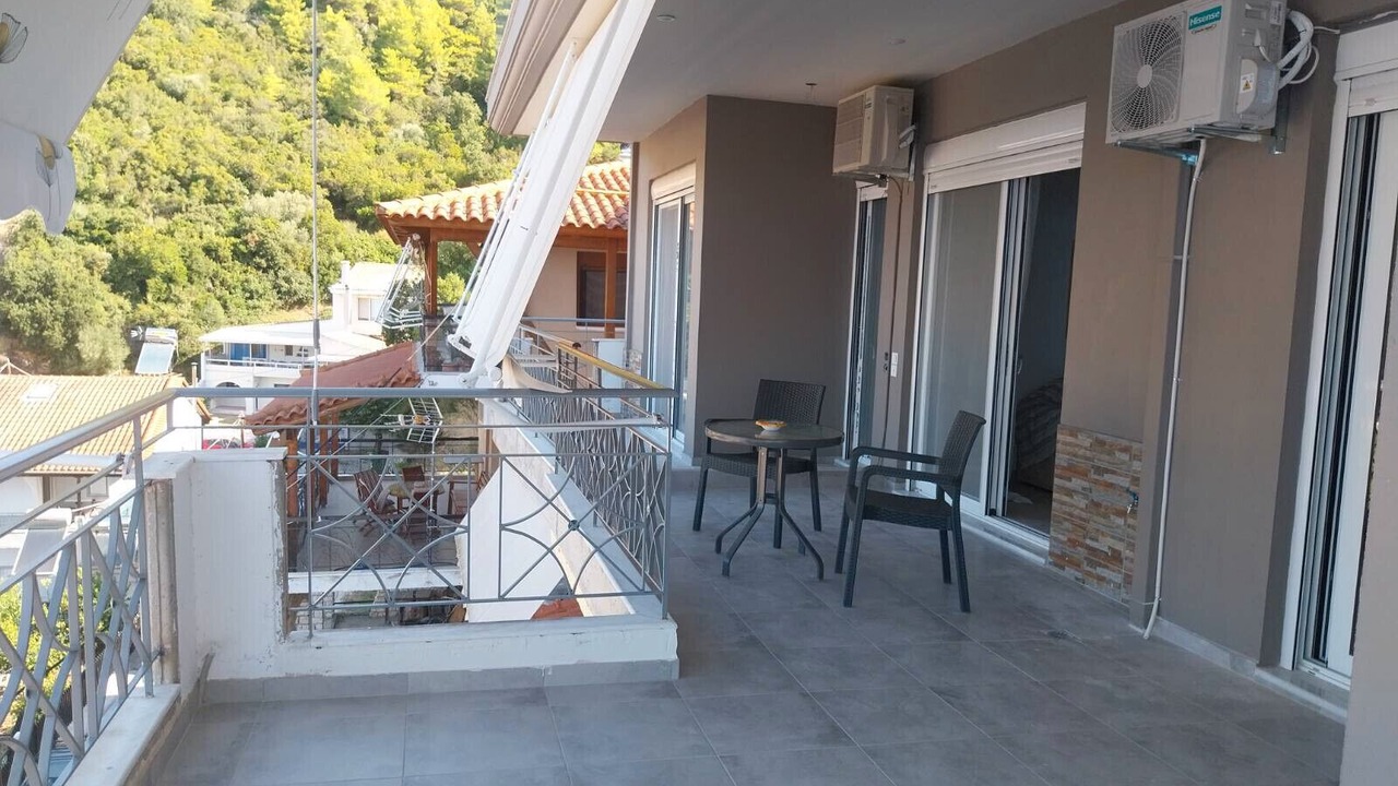 Photo of Outdoor in Menidion