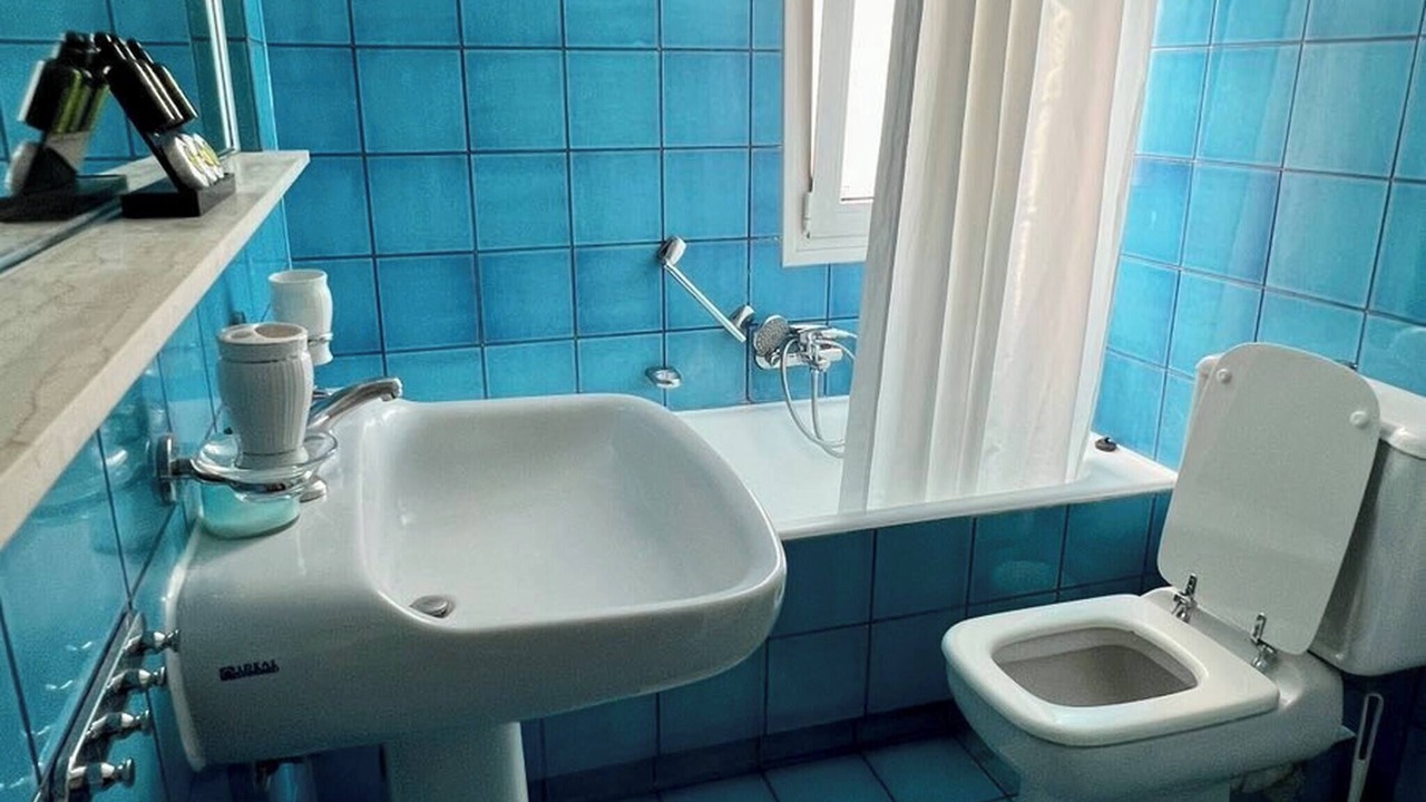 Photo of Bathroom in Attiki