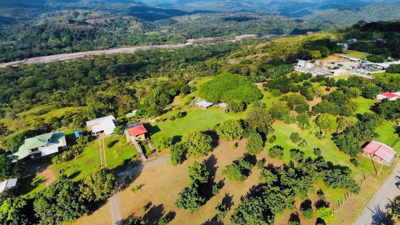 Photo of Outdoor in Esparza