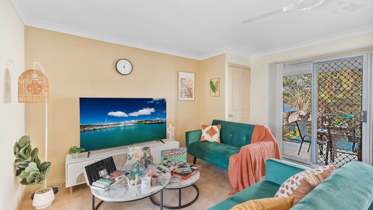 Photo of Livingroom in Springfield Lakes