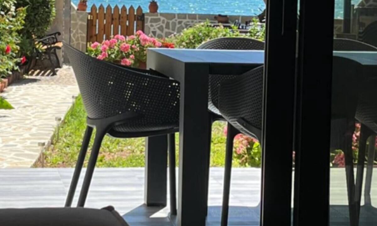 Photo of Outdoor in Eretria