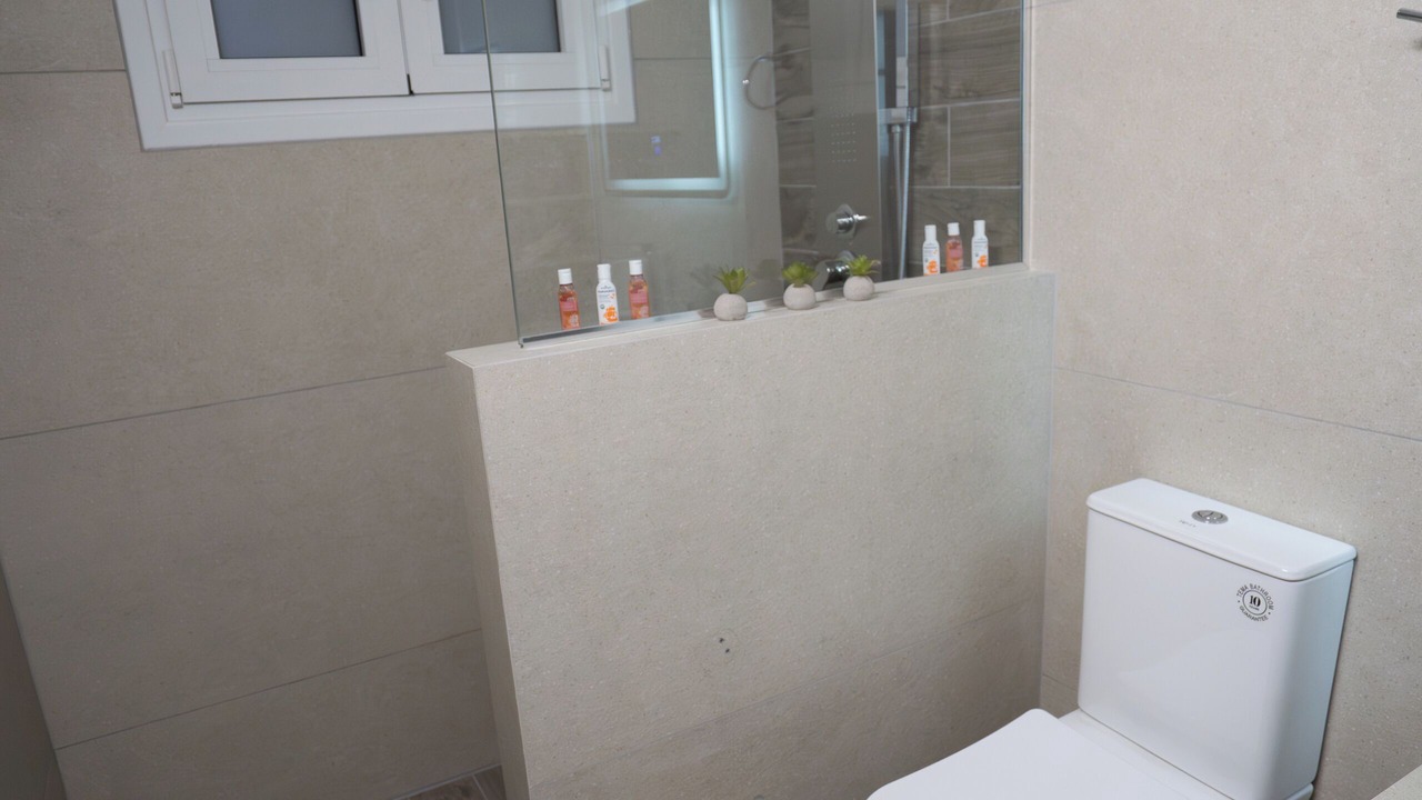 Photo of Bathroom in Lamia