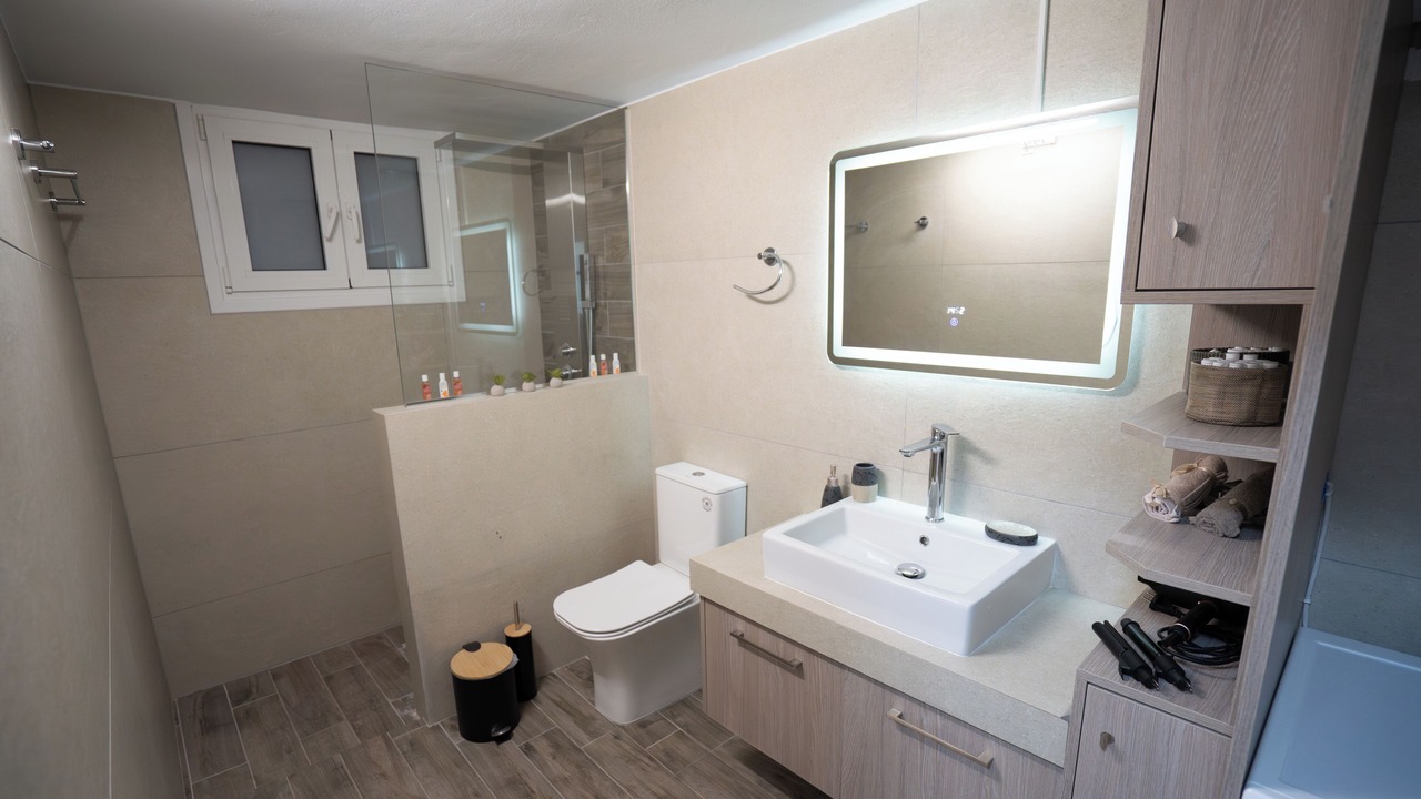 Photo of Bathroom in Lamia