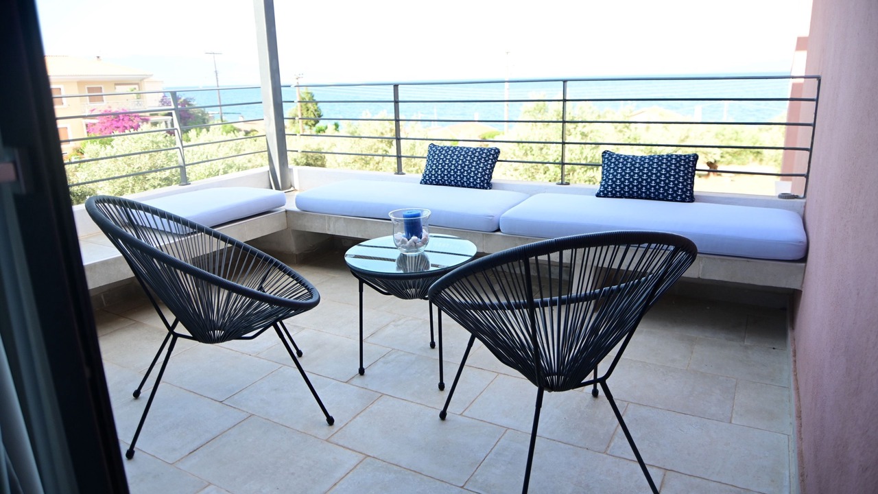 Photo of Patio Balcony in Pella Region