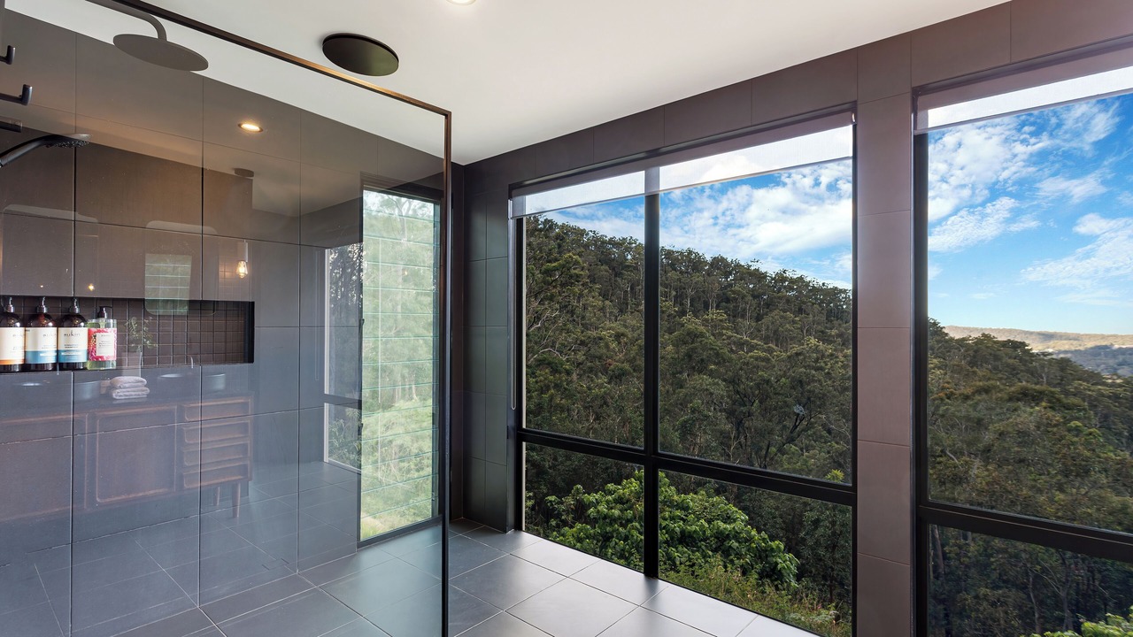 Photo of Bathroom in Advancetown