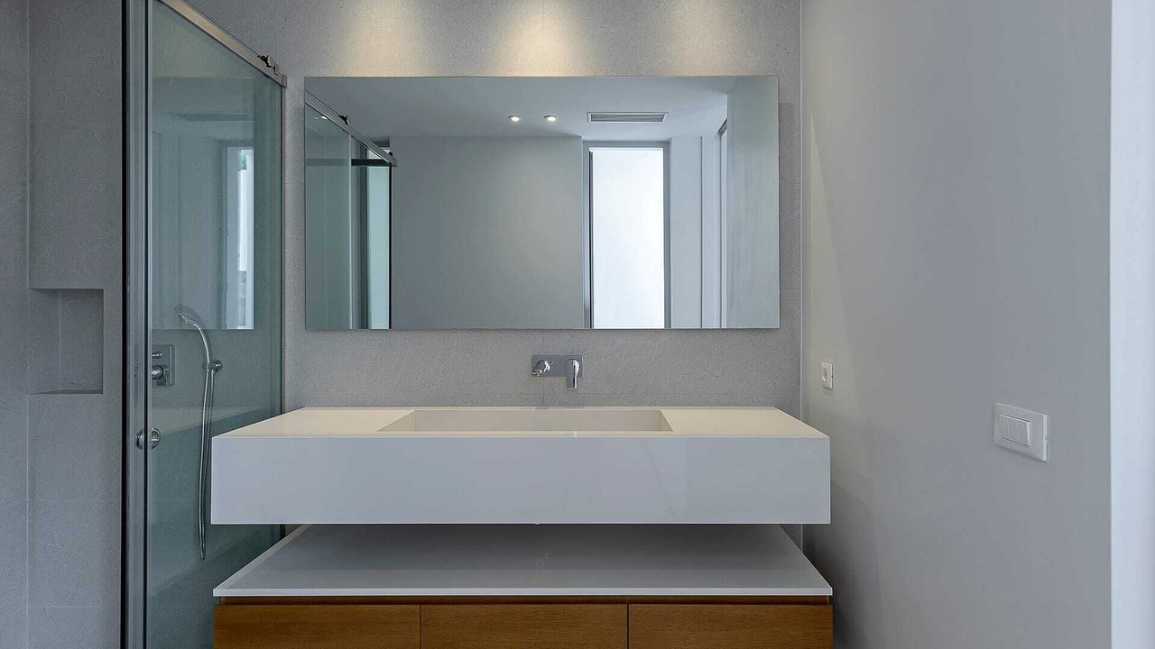 Photo of Bathroom in Petrothalassa