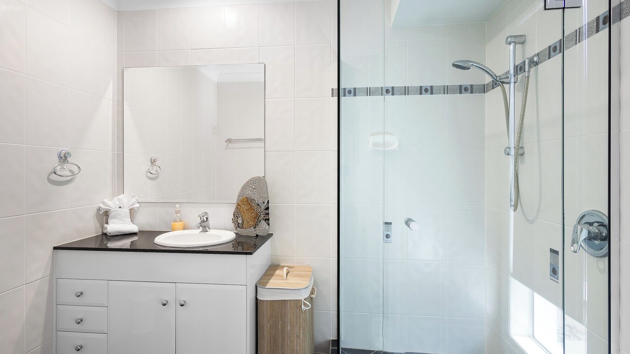 Photo of Bathroom in Twin Waters