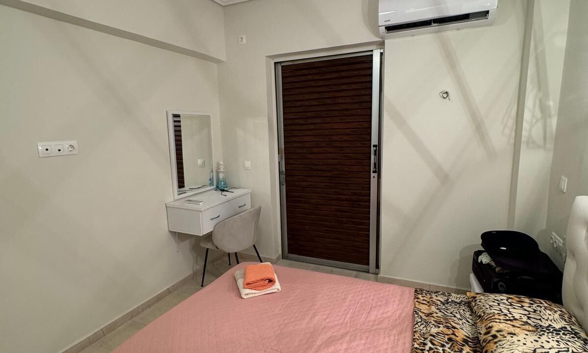 Photo of Bedroom in Metaxourgio