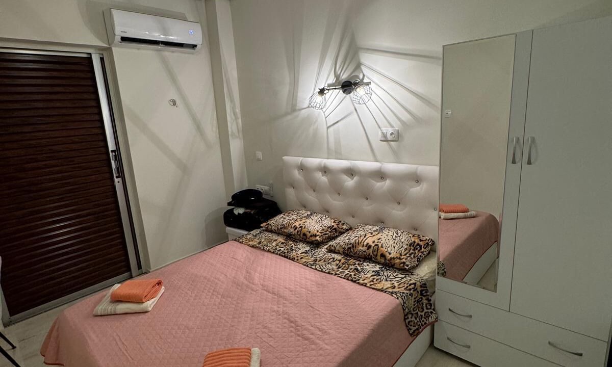 Photo of Bedroom in Metaxourgio