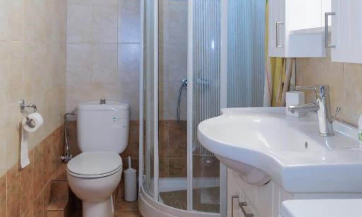 Photo of Bathroom in Lefktron
