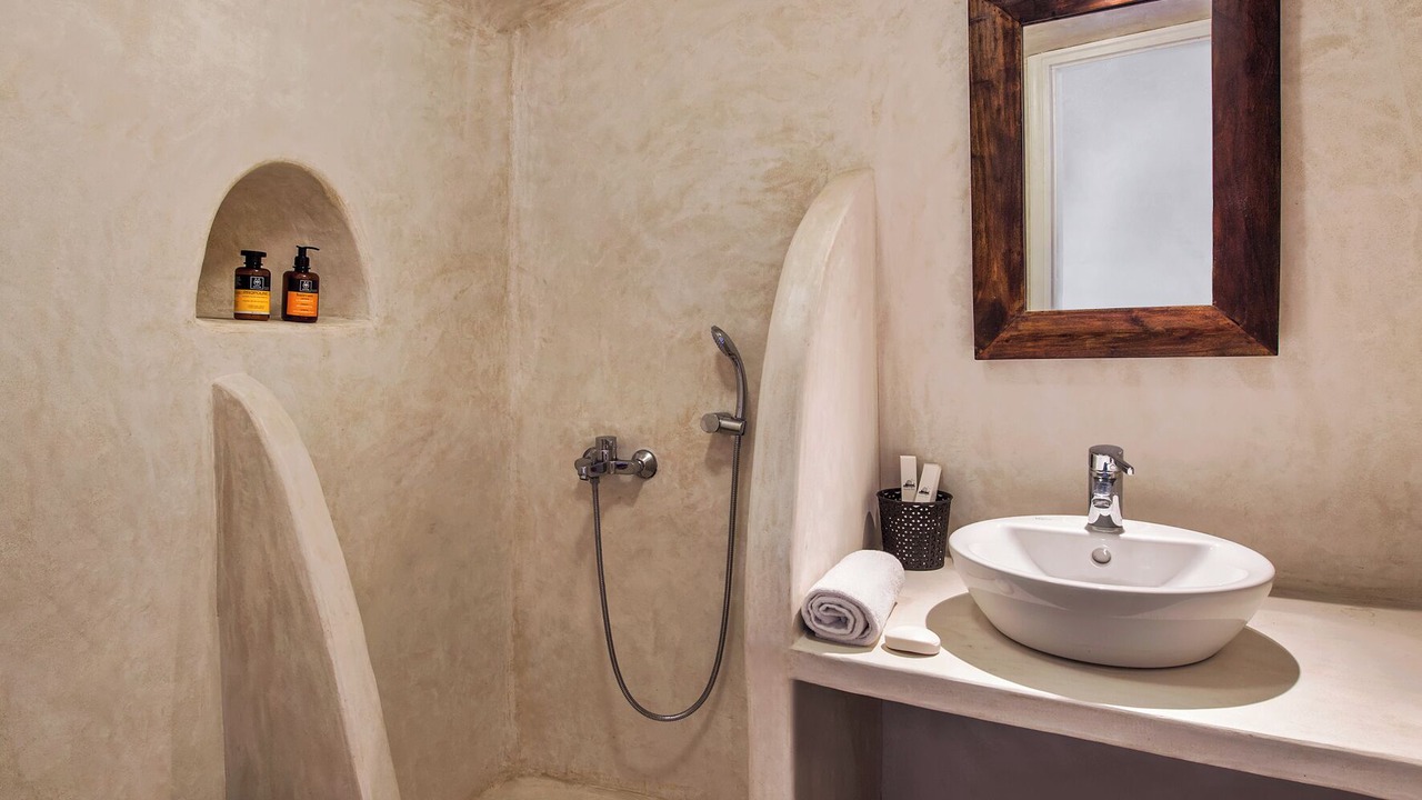 Photo of Bathroom in Kamari
