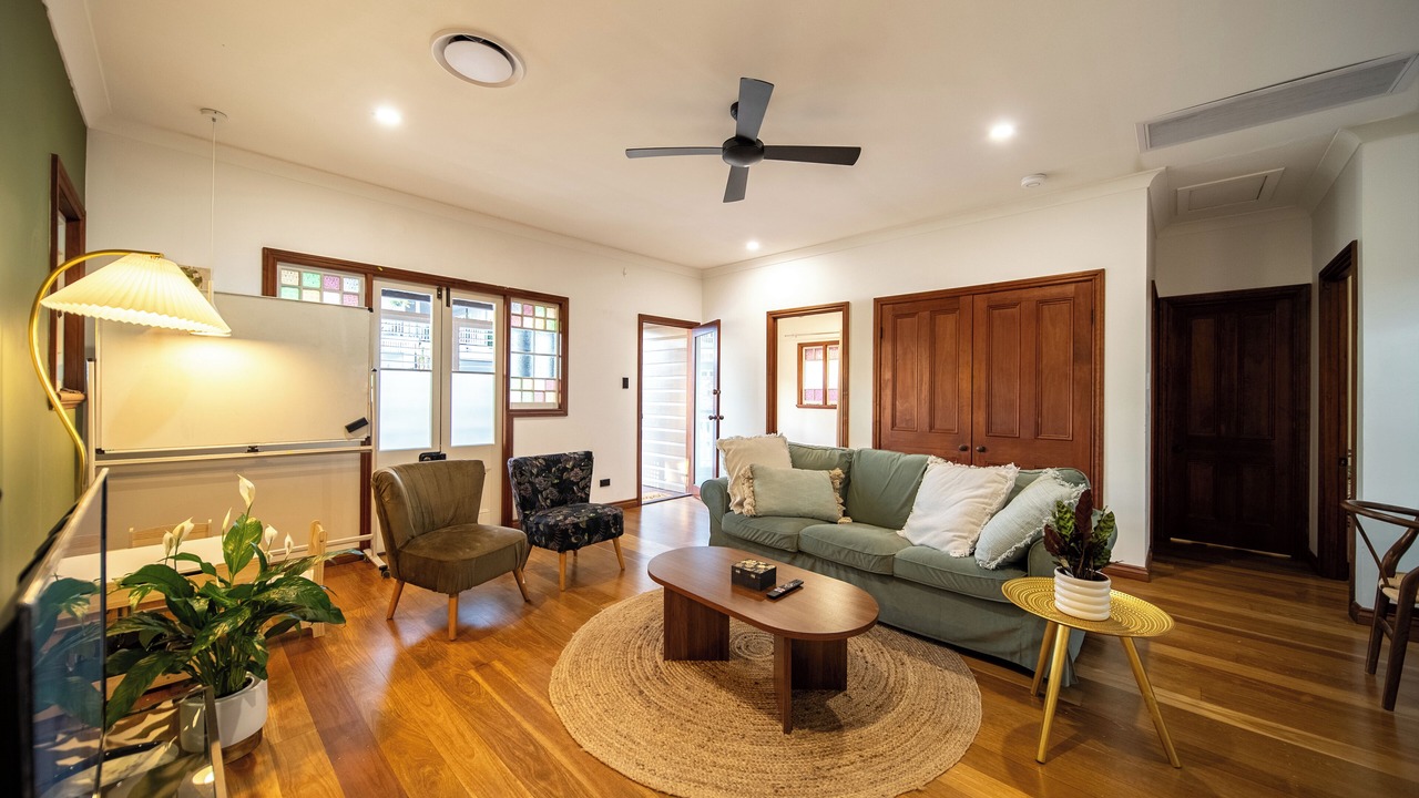 Photo of Livingroom in Annerley