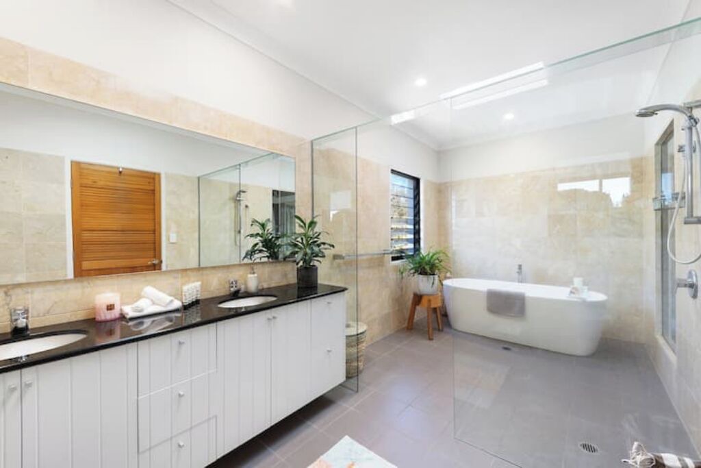 Photo of Bathroom in Tugun