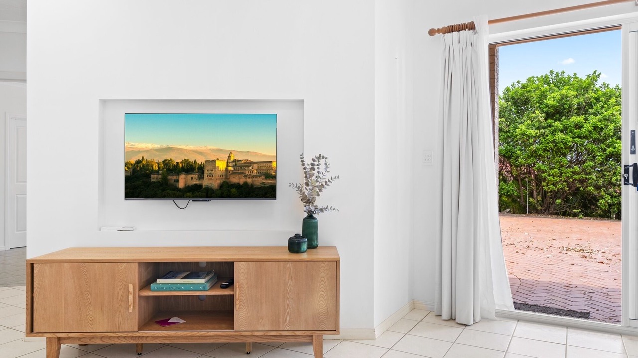 Photo of Livingroom in Bridgeman Downs