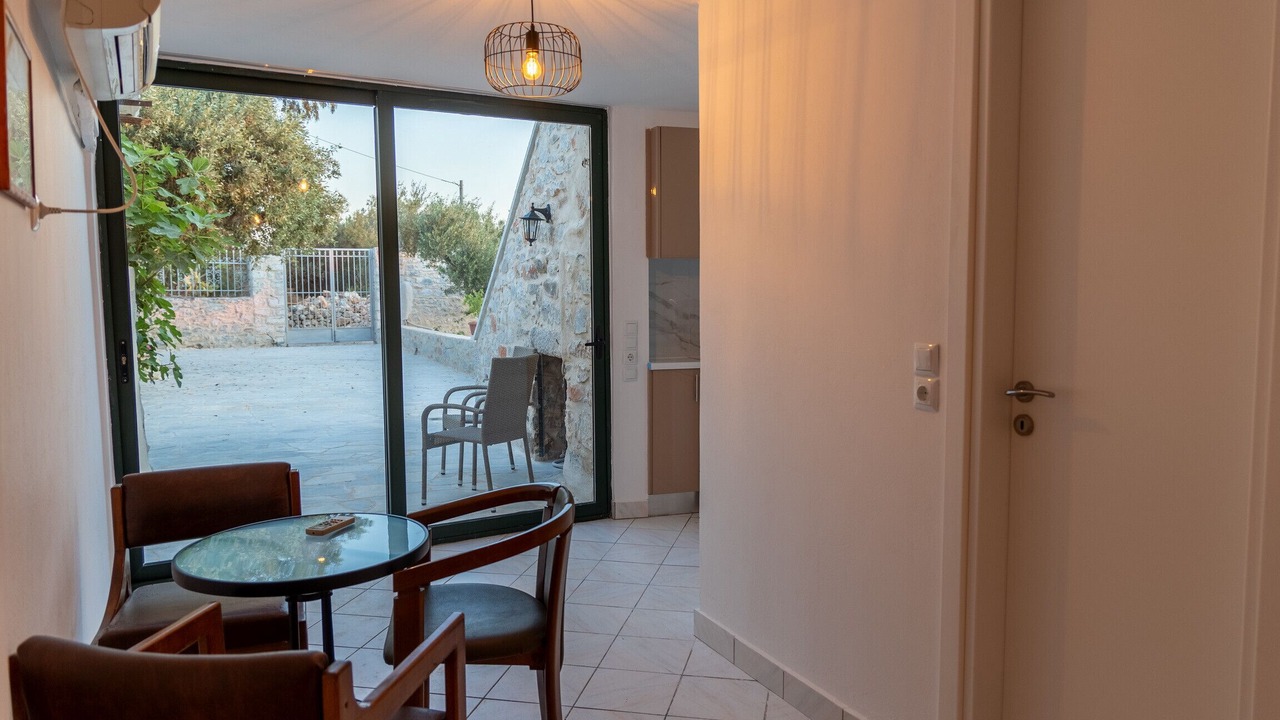Photo of Livingroom in Omales