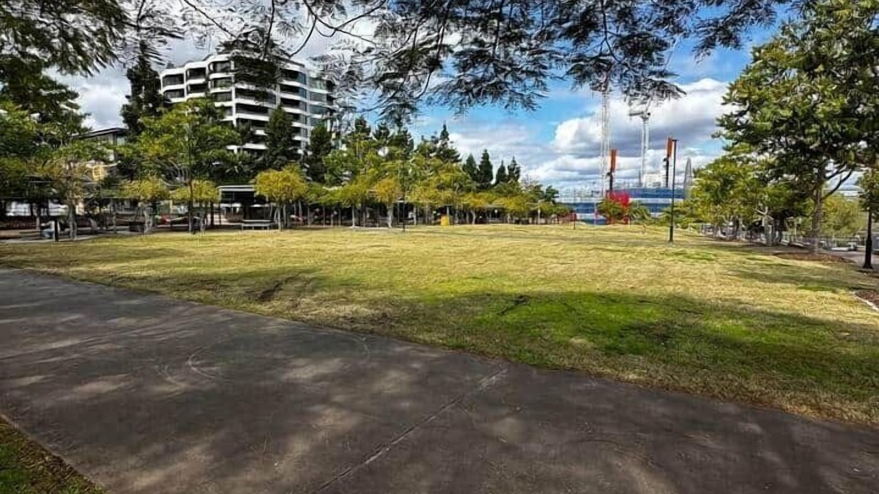 Photo of Others in Kangaroo Point