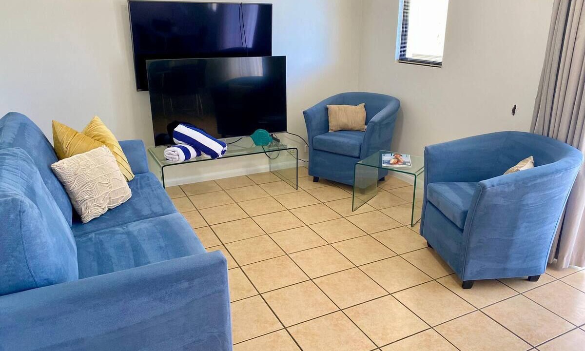 Photo of Livingroom in North Ward
