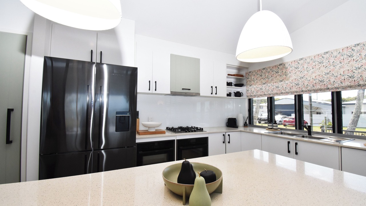Photo of Kitchen in Grasstree Beach