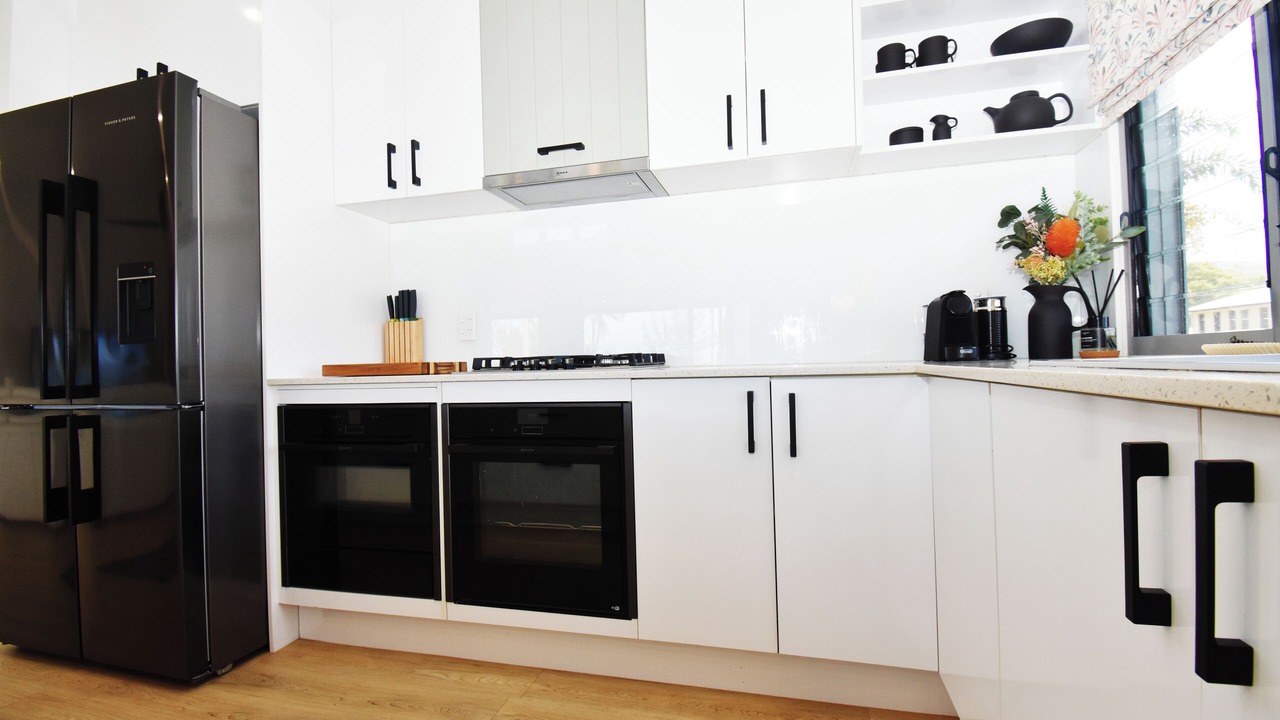 Photo of Kitchen in Grasstree Beach