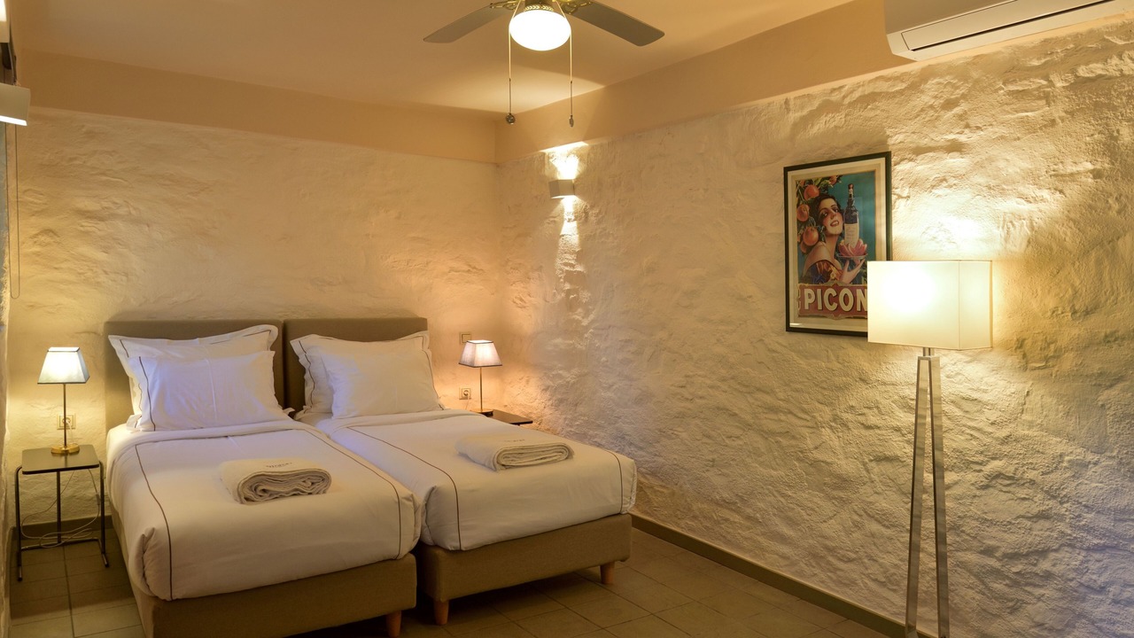 Photo of Bedroom in Grambia