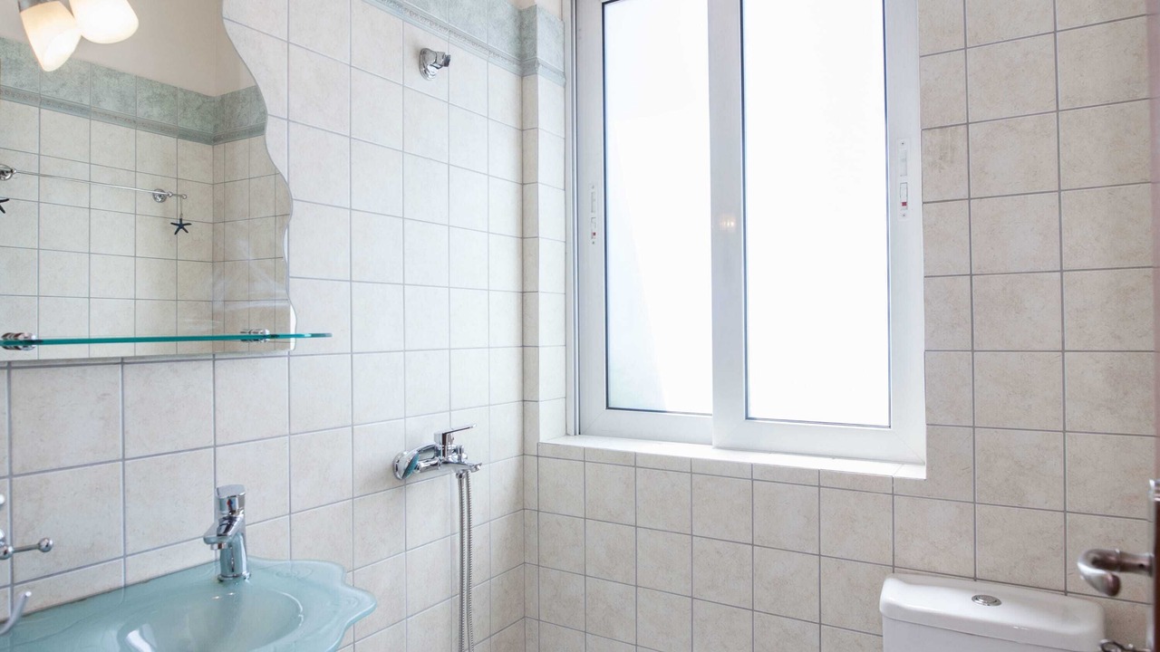 Photo of Bathroom in Drosia