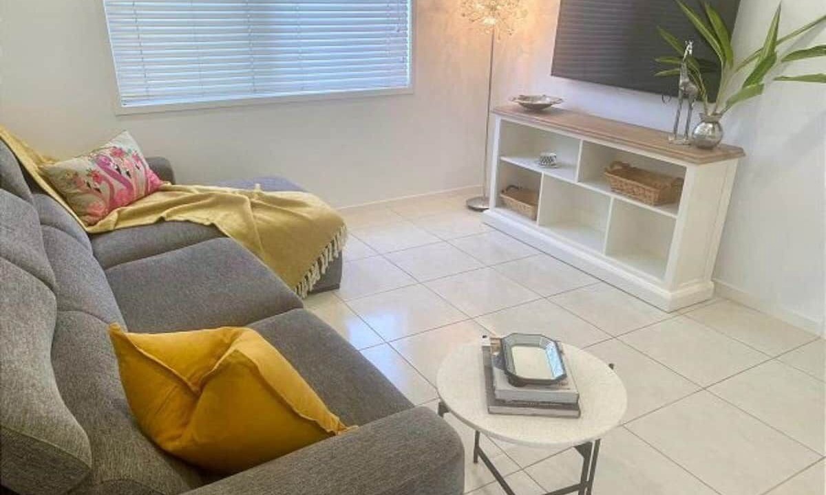 Photo of Livingroom in Shaw
