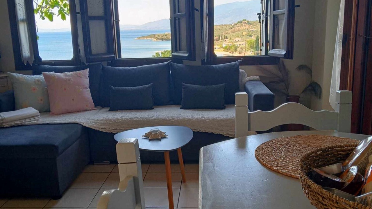 Photo of Livingroom in Kalamos