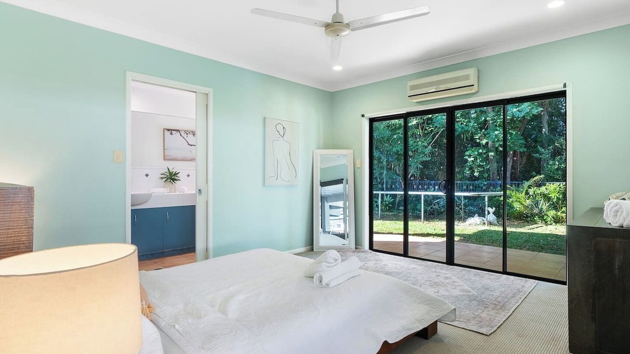 Photo of Bedroom in Clifton Beach