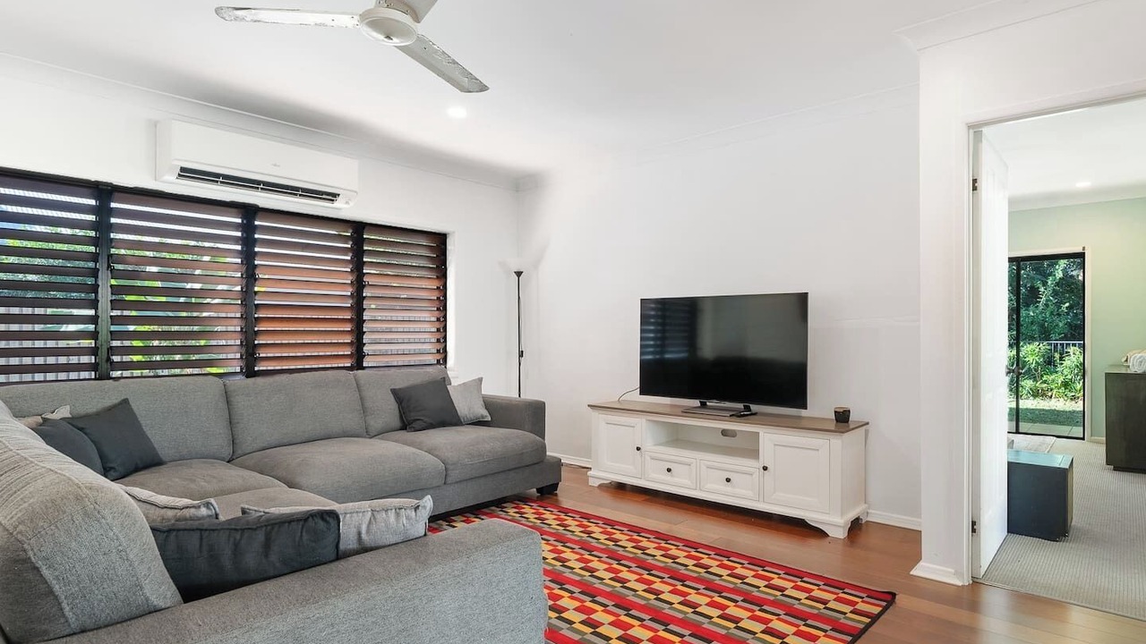 Photo of Livingroom in Clifton Beach