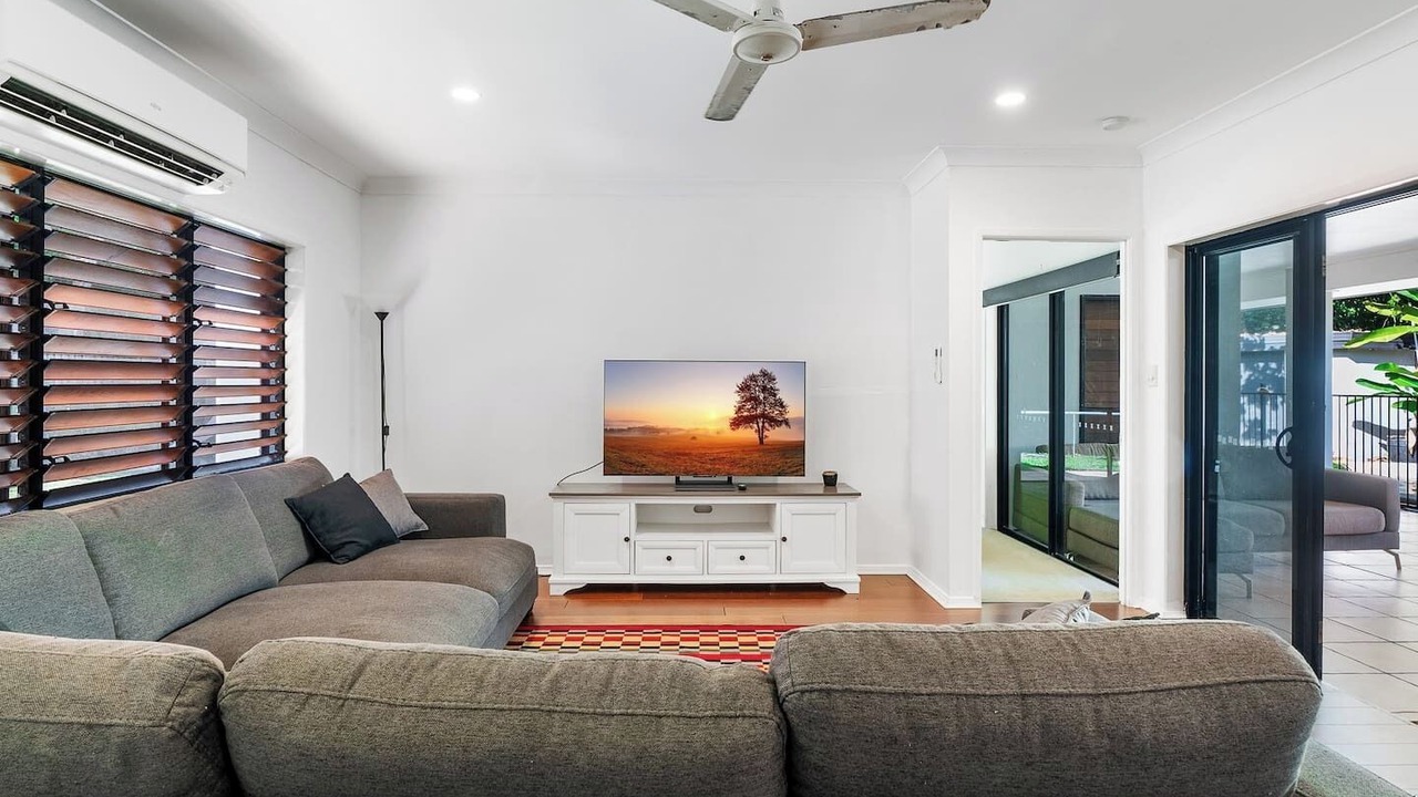 Photo of Livingroom in Clifton Beach