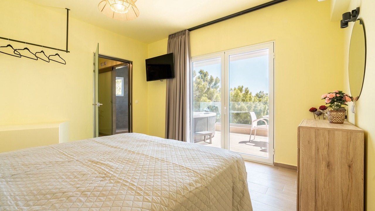 Photo of Bedroom in Stegna