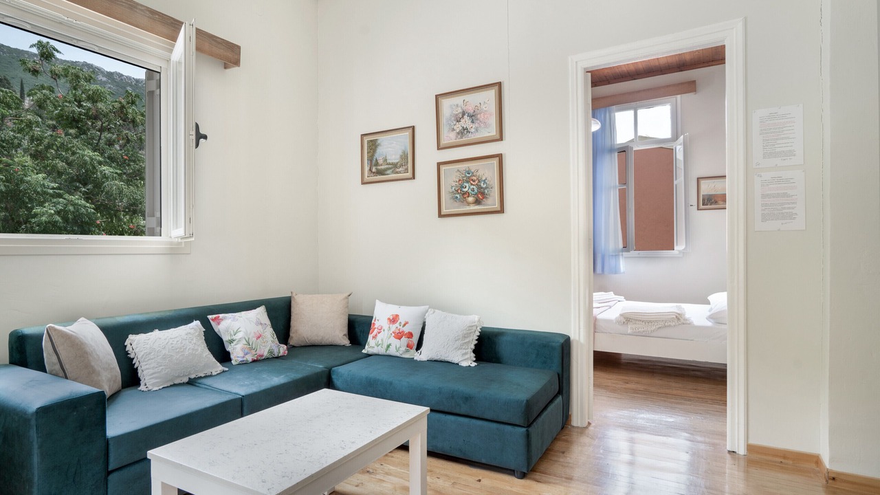 Photo of Livingroom in Sivros