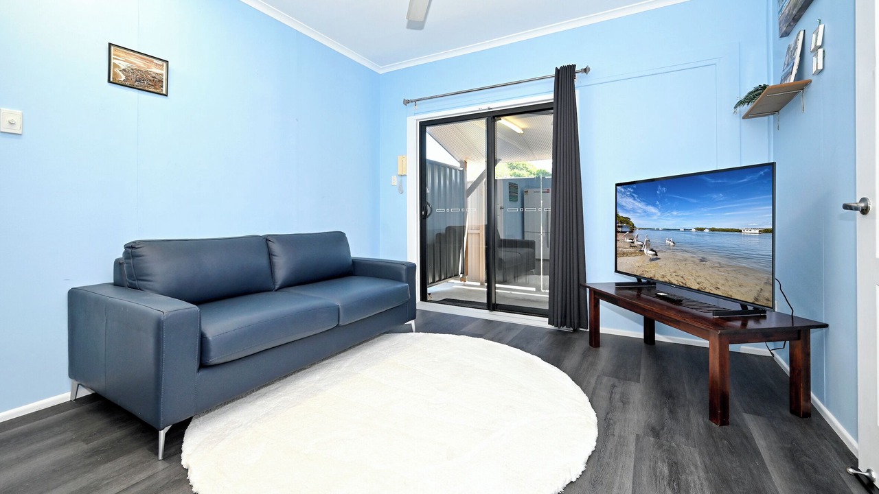 Photo of Livingroom in Golden Beach