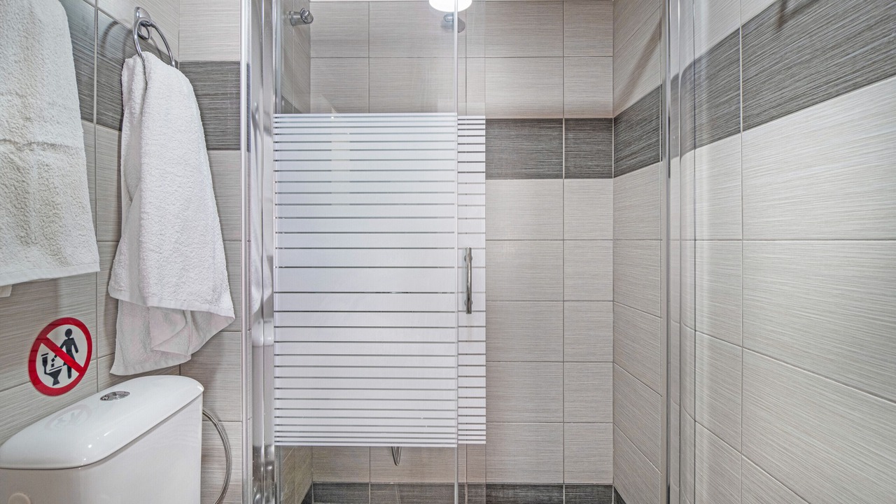 Photo of Bathroom in Perigiali