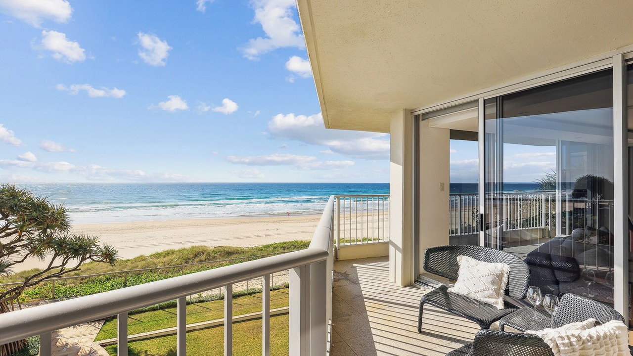 Photo of Outdoor in Main Beach