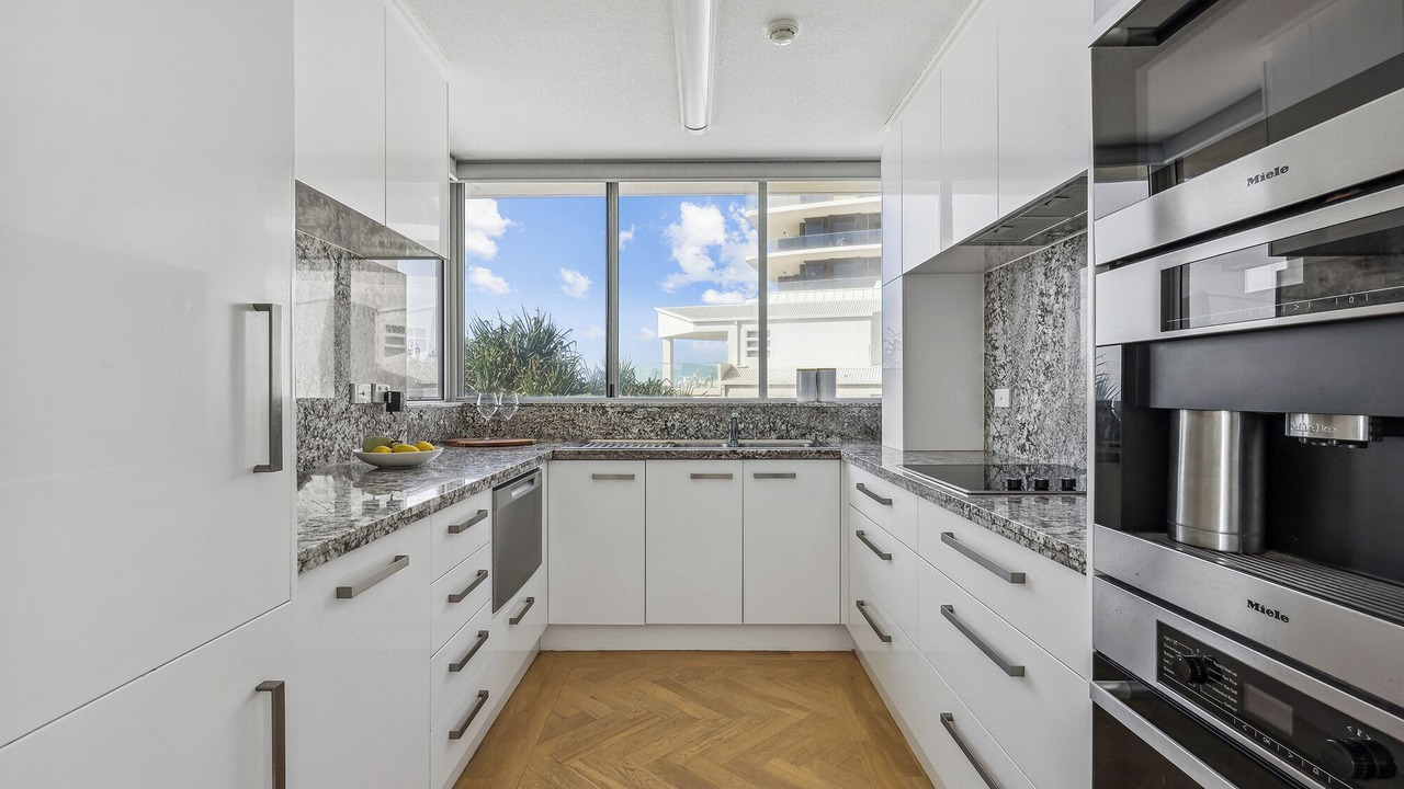 Photo of Kitchen in Main Beach