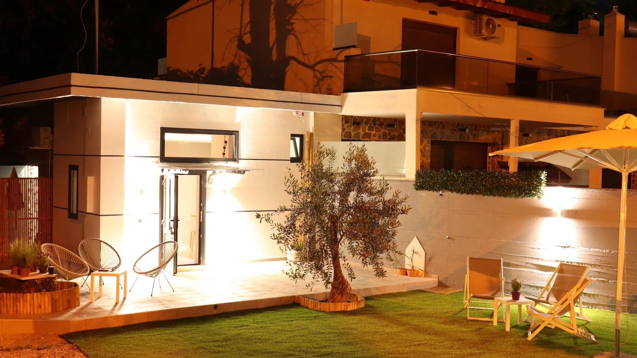 Photo of Patio Balcony in Nei Pori