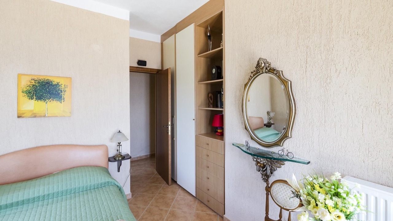Photo of Bedroom in Pella Region