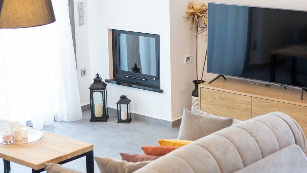 Photo of Livingroom in Apolpaina