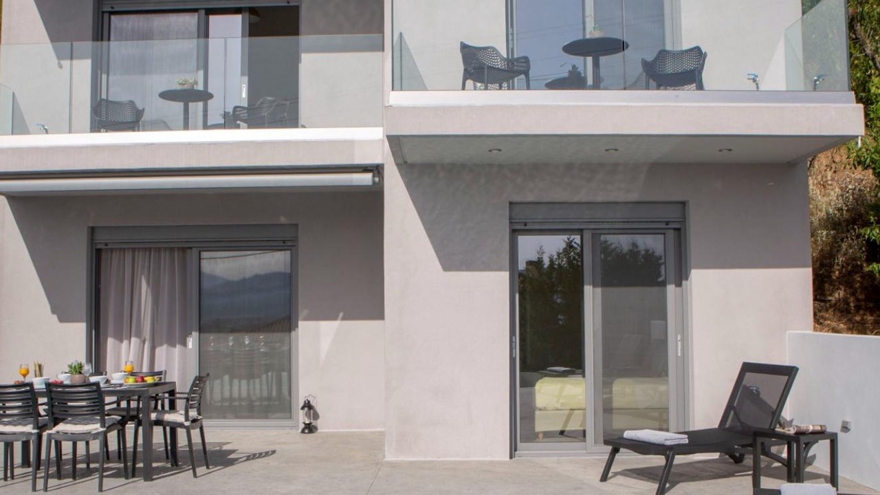 Photo of Outdoor in Apolpaina
