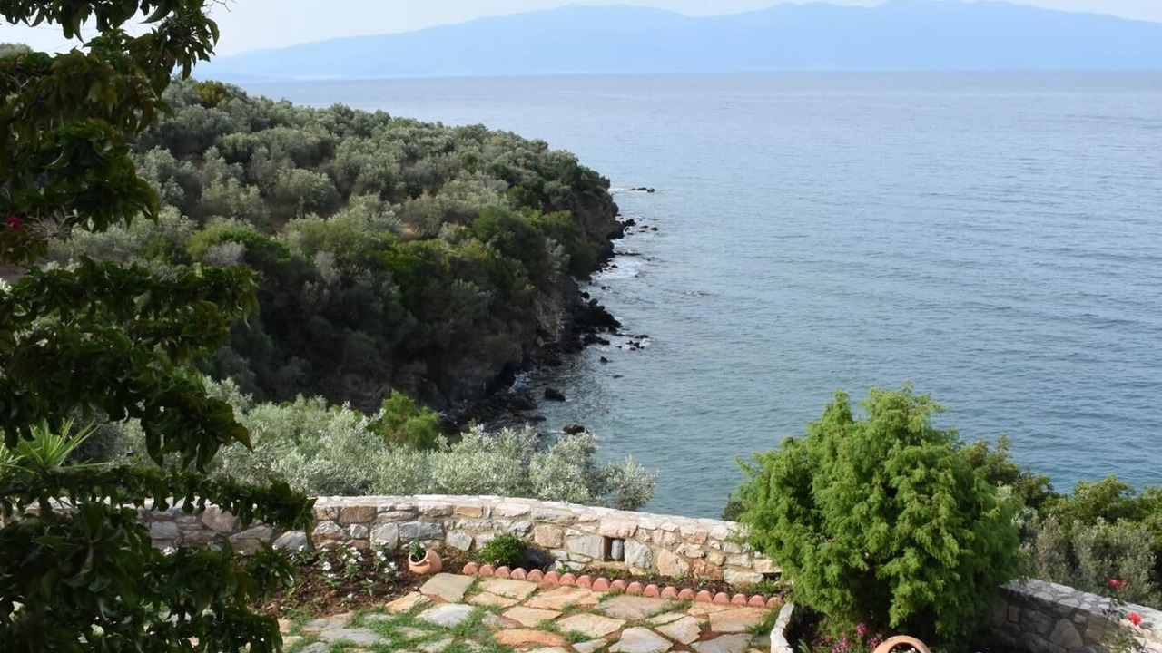 Photo of Outdoor in Sourpi
