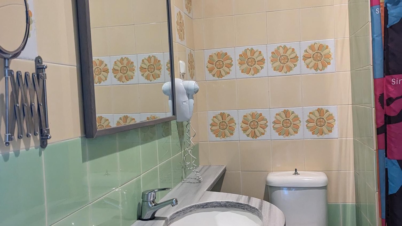 Photo of Bathroom in Kamena Vourla