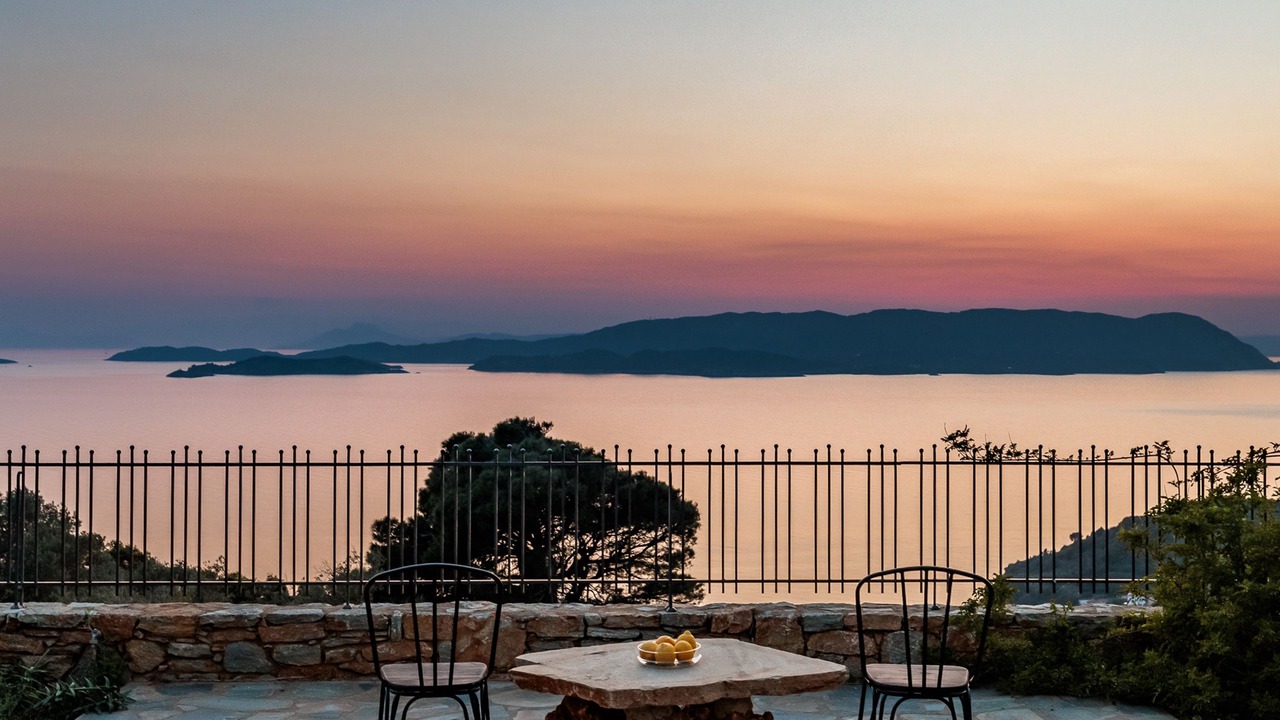 Photo of Patio Balcony in Glossa