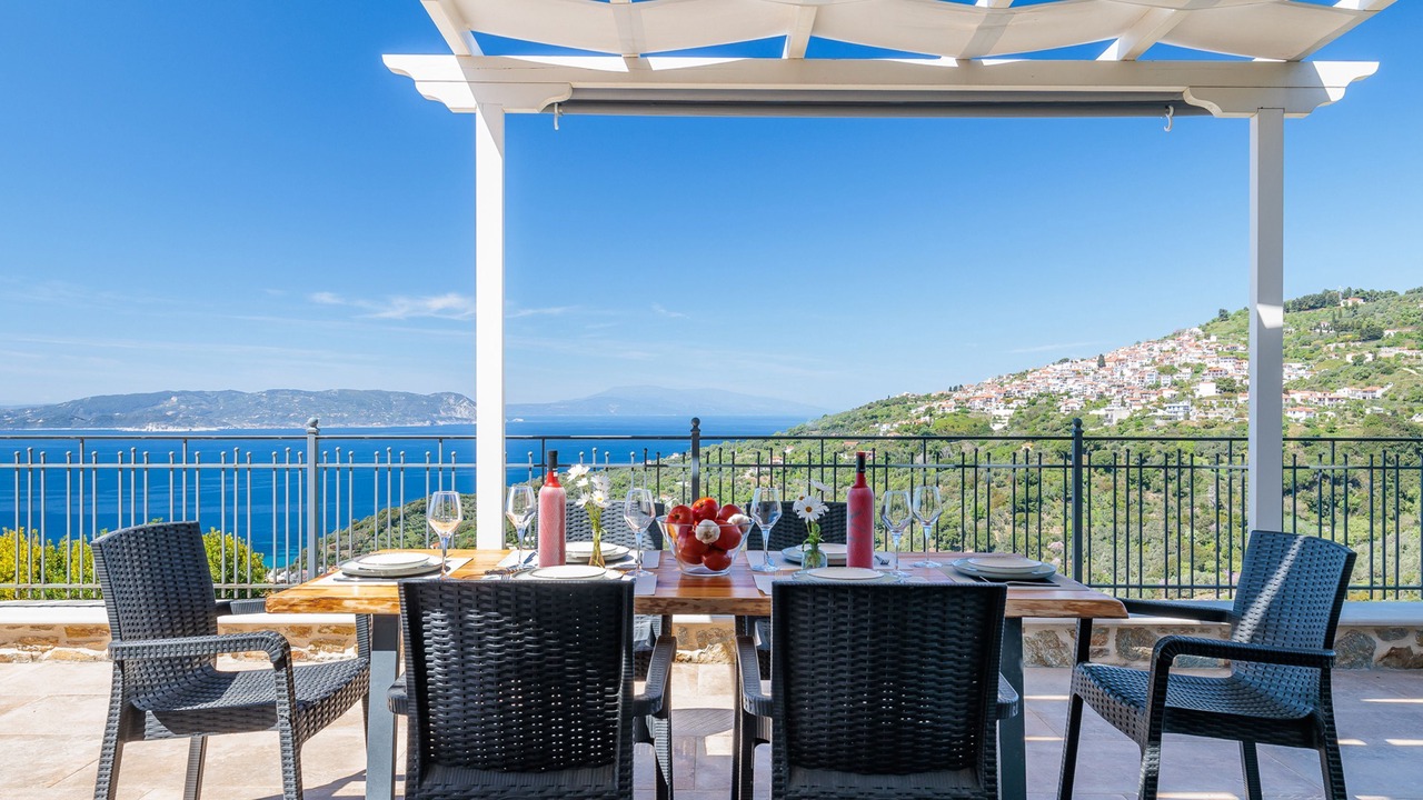 Photo of Outdoor in Glossa